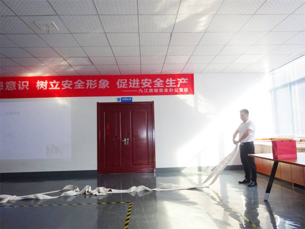 落實主體責任，提高防患意識。樹立安全形象，促進安全生產